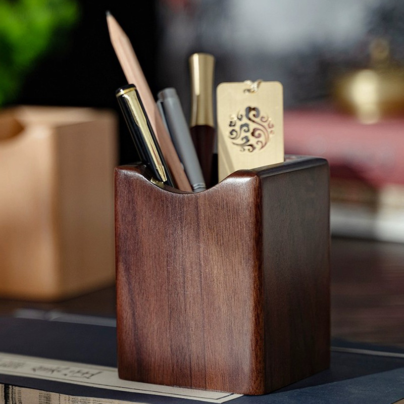 Woodworking School - Naturalny orzechowy uchwyt na długopis Drewniany