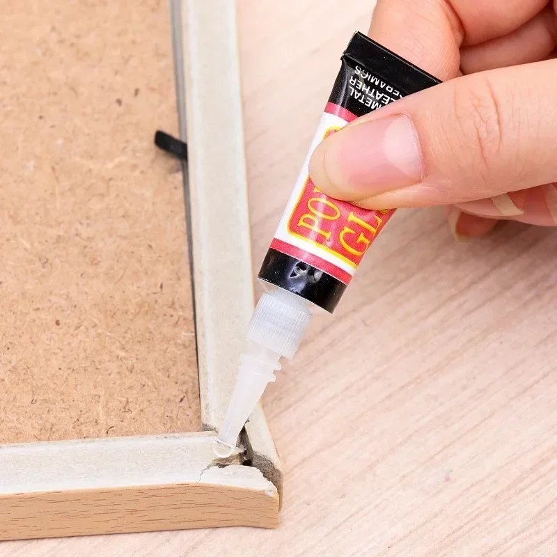 Szybkoschnący super klej w pły – Woodworking Quick Glue recenzja i cena
